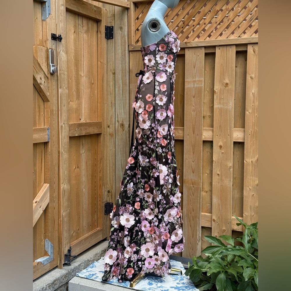🆕 BRONX & BANCO 🧿 NWOT Jasmine Floral-Appliqued Gown, Black Multi - SzXS US 2 - Picture 8 of 17